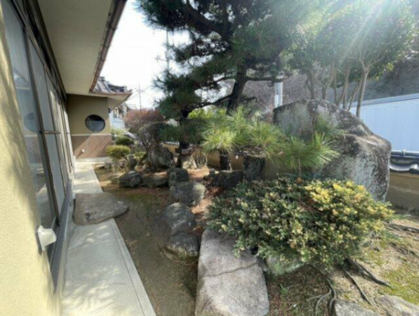 福山市藤江町、中古一戸建ての画像です