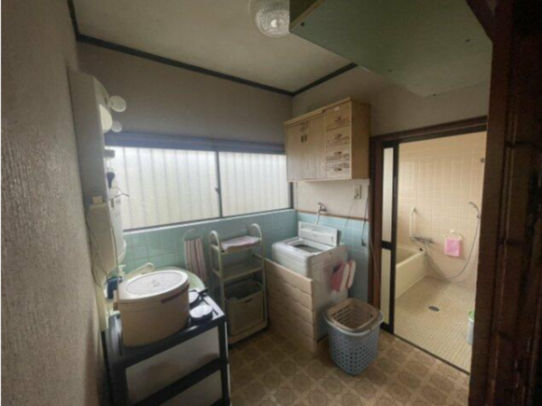 福山市藤江町、中古一戸建ての画像です