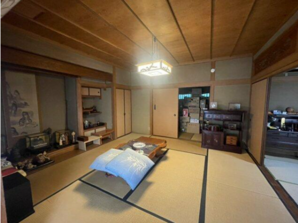 福山市藤江町、中古一戸建ての画像です