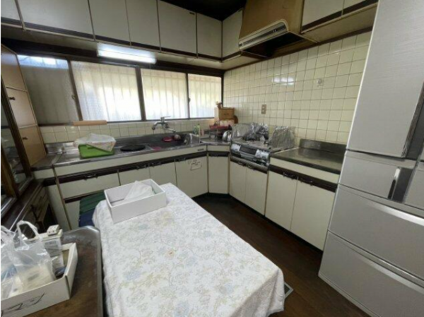 福山市藤江町、中古一戸建ての画像です