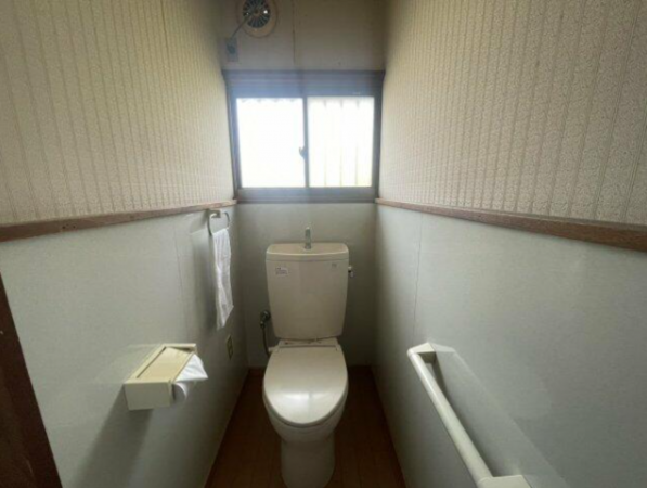 福山市藤江町、中古一戸建ての画像です