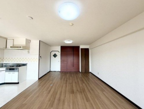 福山市沖野上町、マンションの画像です