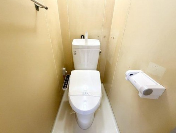 福山市沖野上町、マンションの画像です