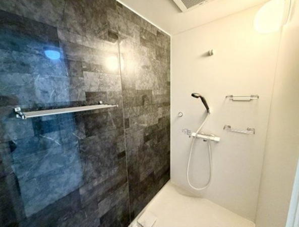 福山市沖野上町、マンションの画像です