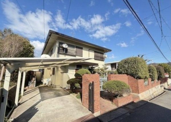 福山市幕山台、中古一戸建ての画像です