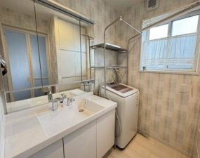 福山市川口町、中古一戸建ての画像です