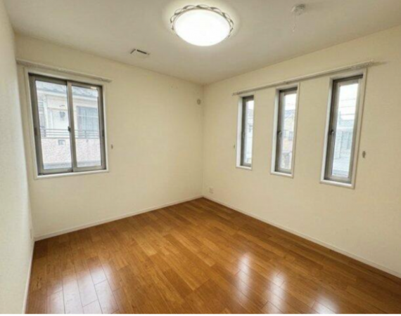 福山市川口町、中古一戸建ての画像です