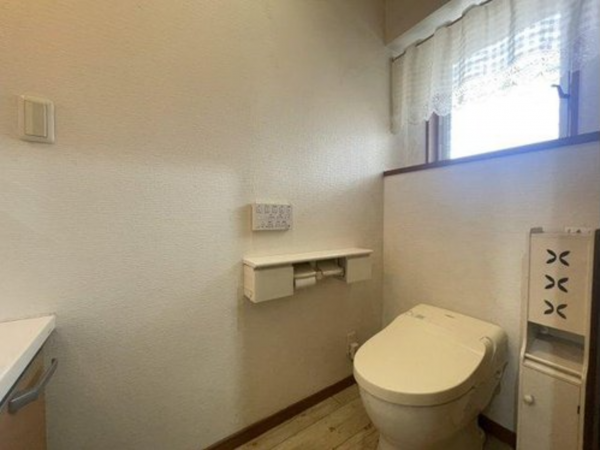 福山市水呑町、中古一戸建ての画像です