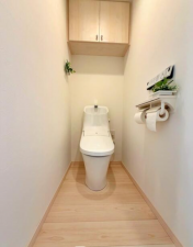 福山市東桜町、マンションの画像です