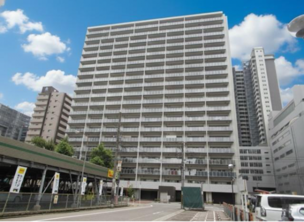 福山市東桜町、マンションの画像です