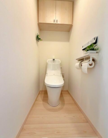 福山市東桜町、マンションの画像です