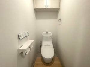 福山市東桜町、マンションの画像です