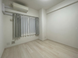 福山市東桜町、マンションの画像です