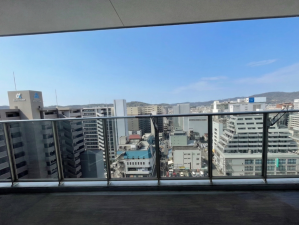 福山市東桜町、マンションの画像です