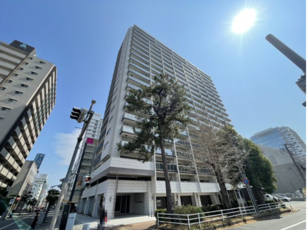 福山市東桜町、マンションの画像です