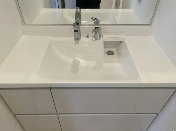 福山市東桜町、マンションの画像です