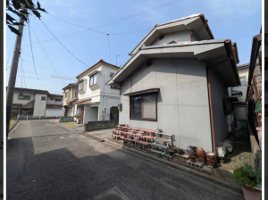 福山市川口町、中古一戸建ての画像です