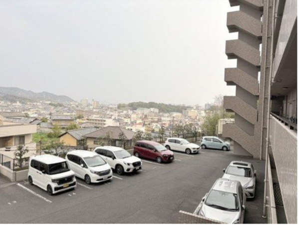 福山市北本庄、マンションの画像です