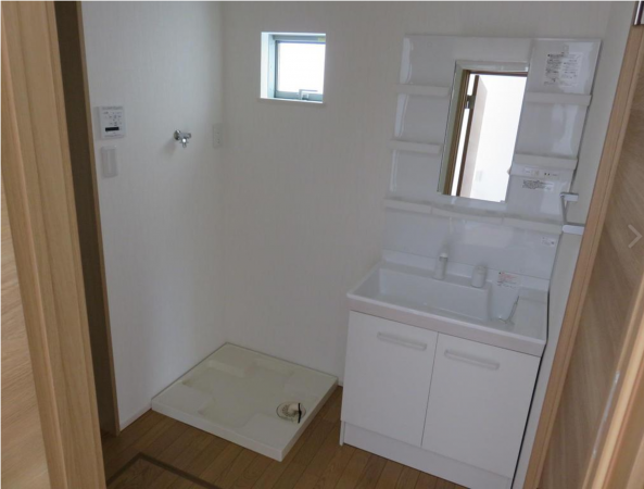 福山市東深津町、収益物件/住宅の画像です