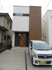 福山市東深津町、収益物件/住宅の画像です