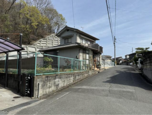 福山市緑陽町、中古一戸建ての画像です