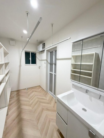 福山市水呑町、中古一戸建ての画像です