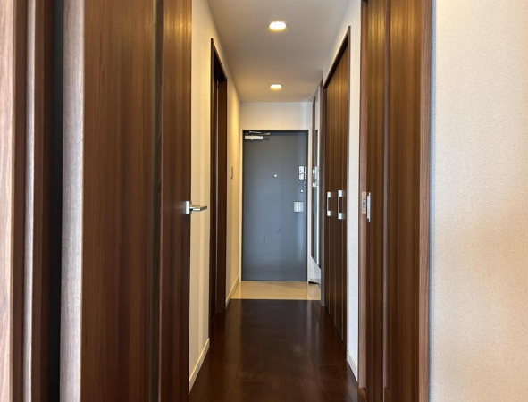 福山市東桜町、マンションの画像です