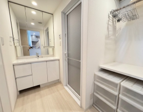 福山市曙町、マンションの画像です