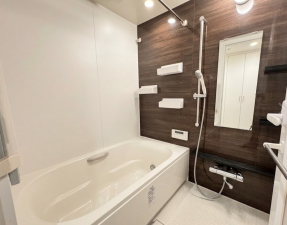 福山市曙町、マンションの画像です