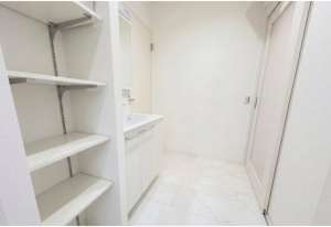 福山市大門町大門、中古一戸建ての画像です