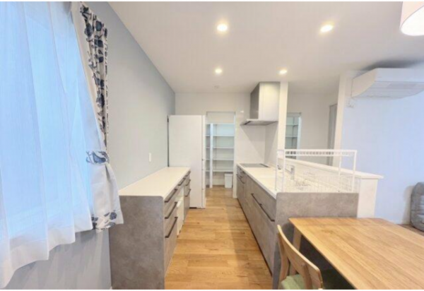 福山市大門町大門、中古一戸建ての画像です