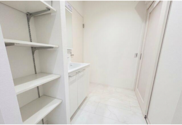 福山市大門町大門、中古一戸建ての画像です