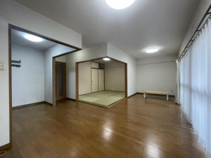 福山市東深津町、マンションの画像です