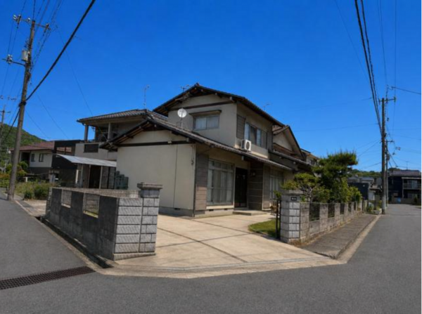 福山市大門町、中古一戸建ての画像です