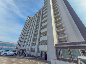 福山市東川口町、マンションの画像です