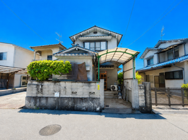 福山市三吉町、中古一戸建ての画像です