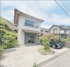 福山市水呑町、中古一戸建ての画像です