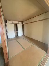 福山市沖野上町、マンションの画像です