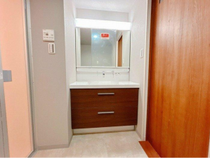 福山市南手城町、マンションの画像です