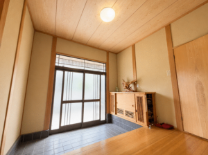 福山市西新涯町、中古一戸建ての画像です