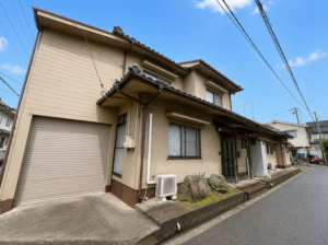 福山市西新涯町、中古一戸建ての画像です