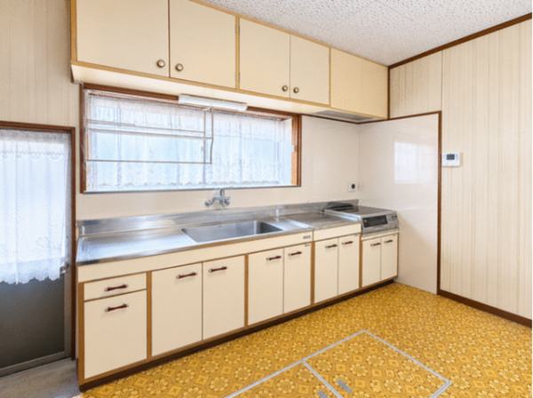 福山市西新涯町、中古一戸建ての画像です
