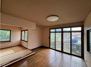 福山市幕山台、中古一戸建ての画像です