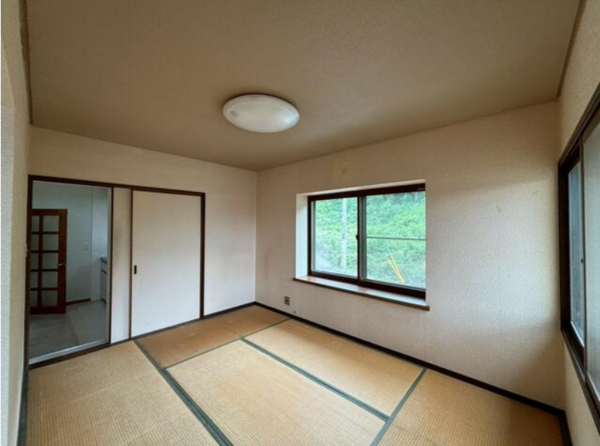 福山市幕山台、中古一戸建ての画像です