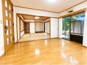 福山市沖野上町、中古一戸建ての画像です