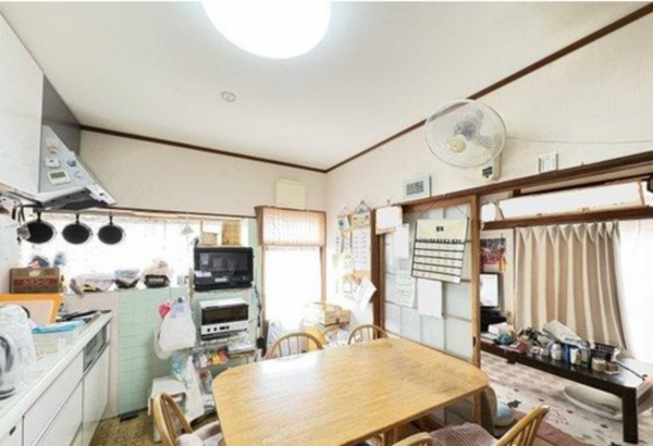福山市城興ケ丘、中古一戸建ての画像です