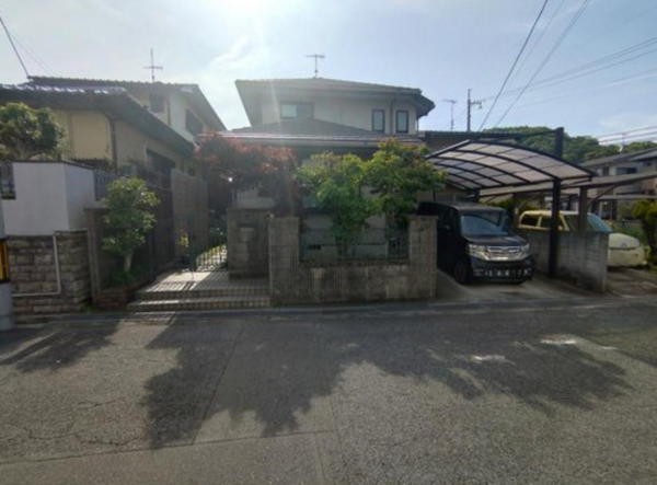 福山市久松台、中古一戸建ての画像です