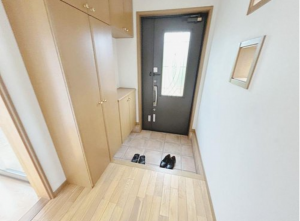 福山市本庄町中、中古一戸建ての画像です
