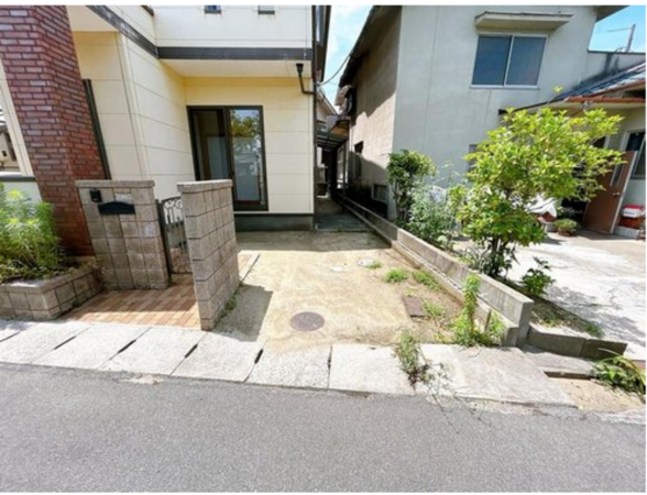 福山市本庄町中、中古一戸建ての画像です