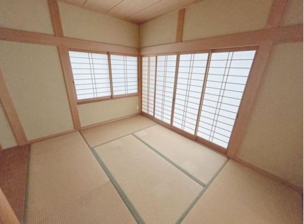福山市本庄町中、中古一戸建ての画像です